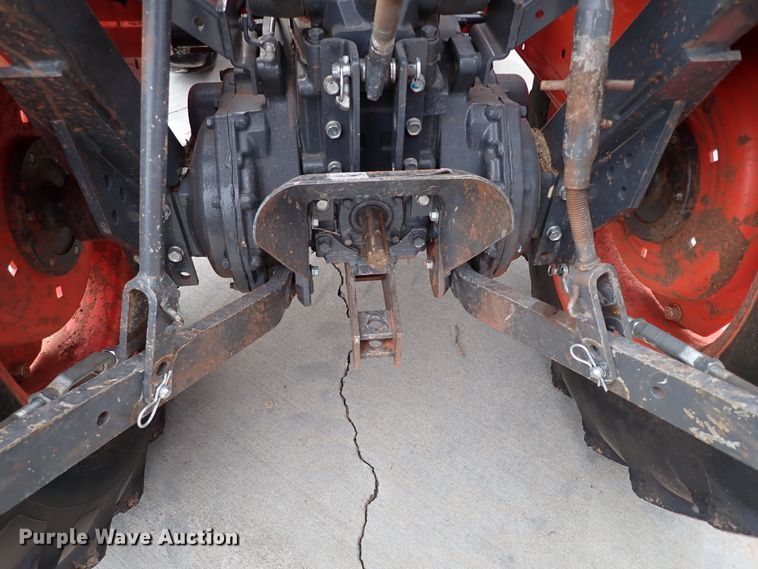 image for item IS9281 2019 Kubota L3901DT  MFWD tractor