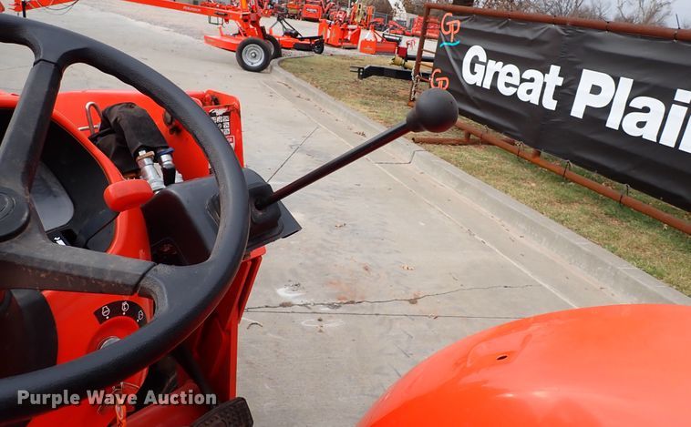 image for item IS9281 2019 Kubota L3901DT  MFWD tractor