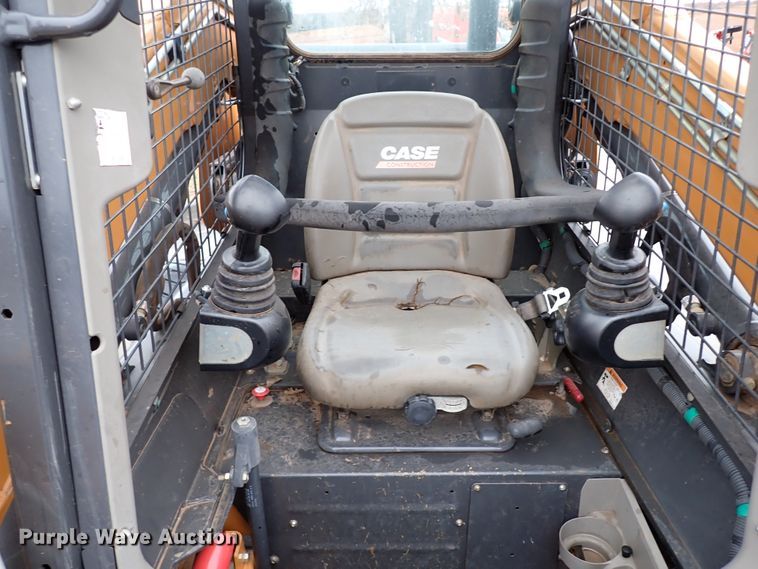 image for item IS9284 Case SV280  skid steer loader