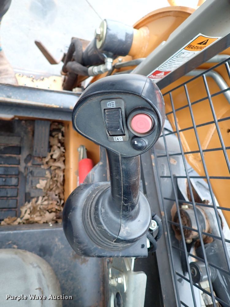 image for item IS9284 Case SV280  skid steer loader