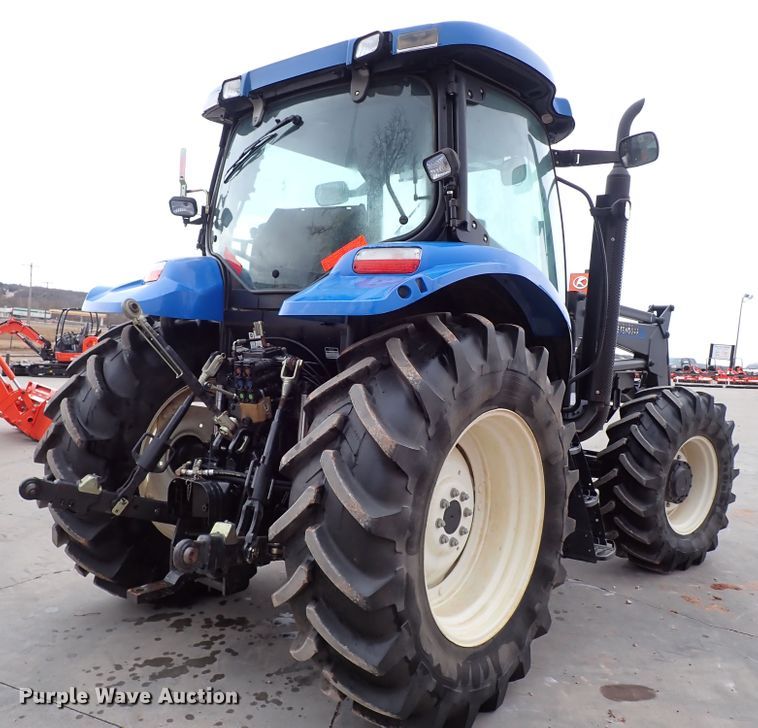 image for item IS9286 New Holland TS115A  MFWD tractor