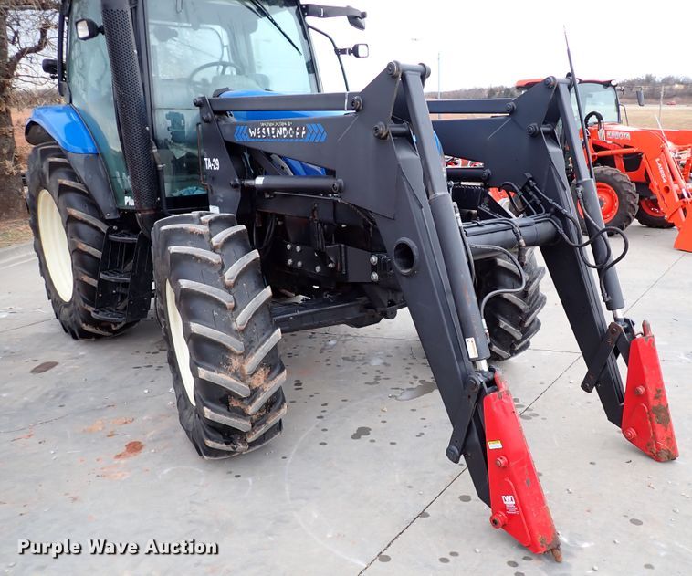 image for item IS9286 New Holland TS115A  MFWD tractor