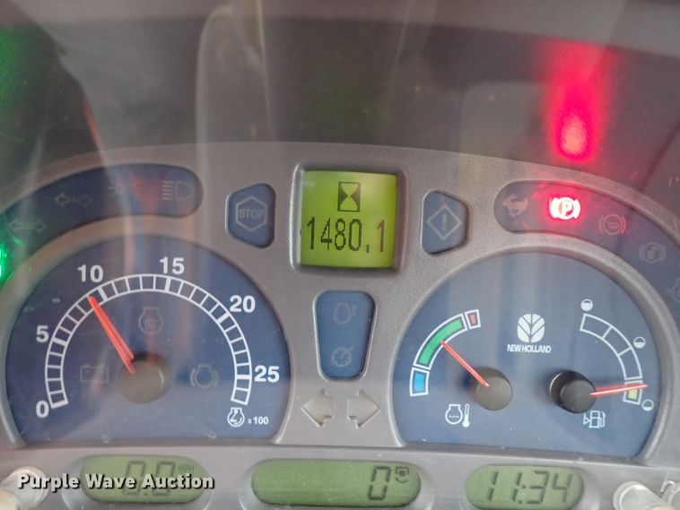 image for item IS9286 New Holland TS115A  MFWD tractor