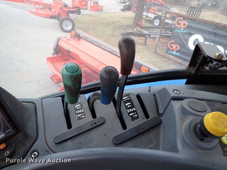 image for item IS9286 New Holland TS115A  MFWD tractor