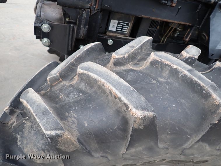 image for item IS9286 New Holland TS115A  MFWD tractor