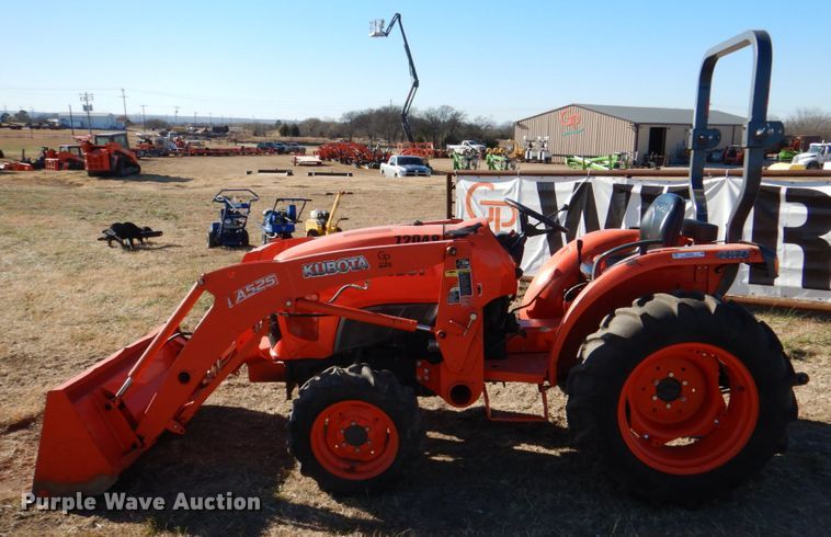 image for item JD9548 2019 Kubota L3301DT  MFWD tractor
