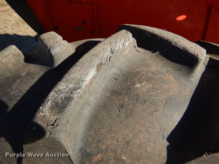 image for item JD9548 2019 Kubota L3301DT  MFWD tractor