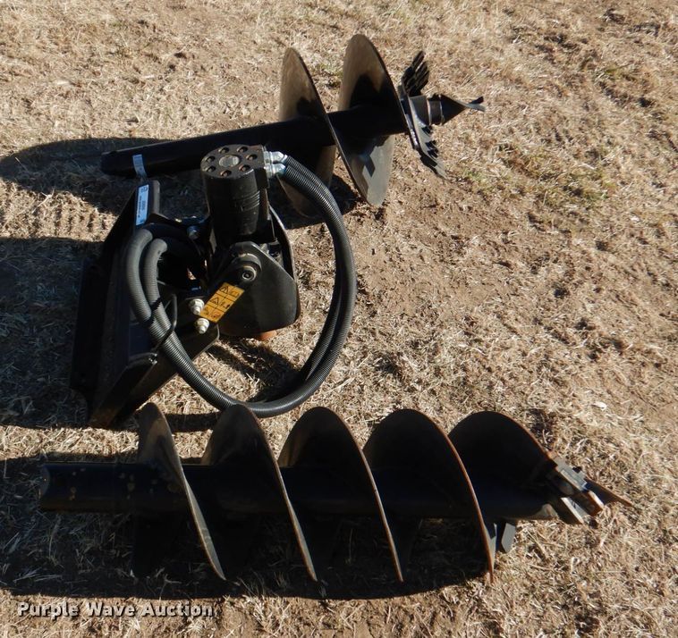 image for item JD9550 Compact utility loader auger