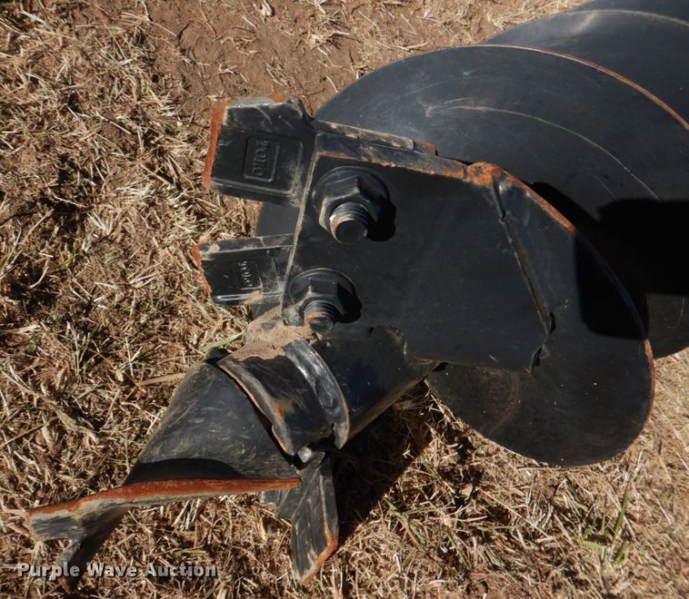 image for item JD9550 Compact utility loader auger