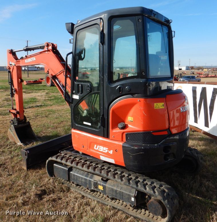 image for item JD9583 2020 Kubota U35-4  mini excavator