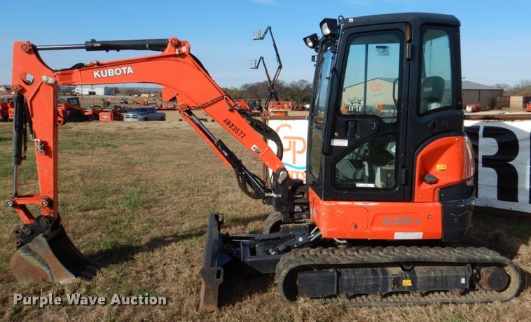 image for item JD9583 2020 Kubota U35-4  mini excavator