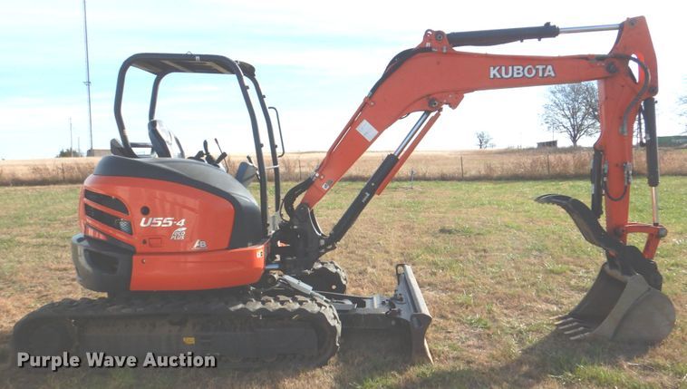 image for item JD9584 2019 Kubota U55-4  mini excavator