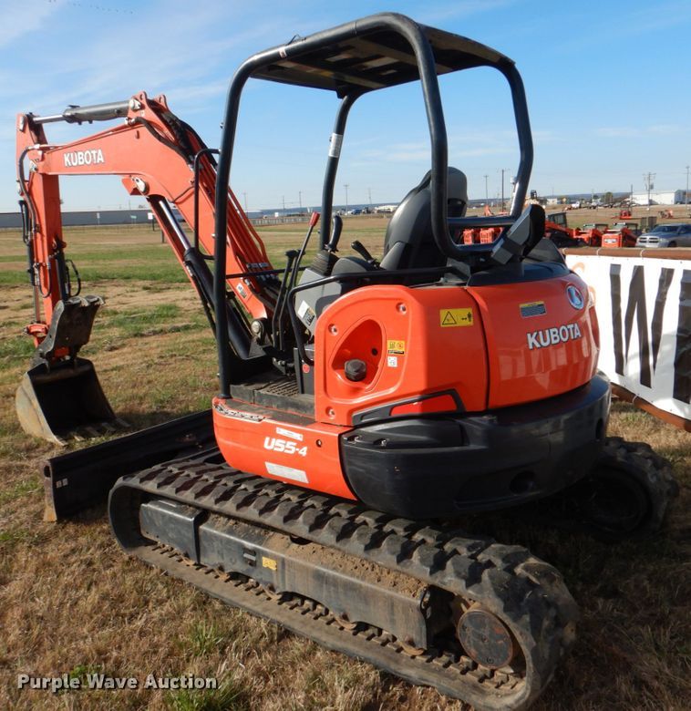 image for item JD9584 2019 Kubota U55-4  mini excavator