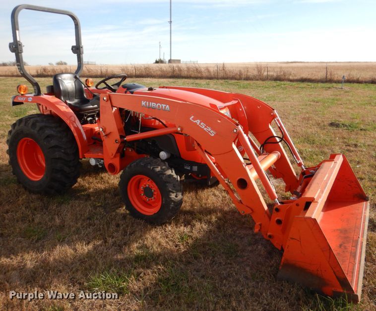 image for item JD9590 2020 Kubota L3901HST  MFWD tractor
