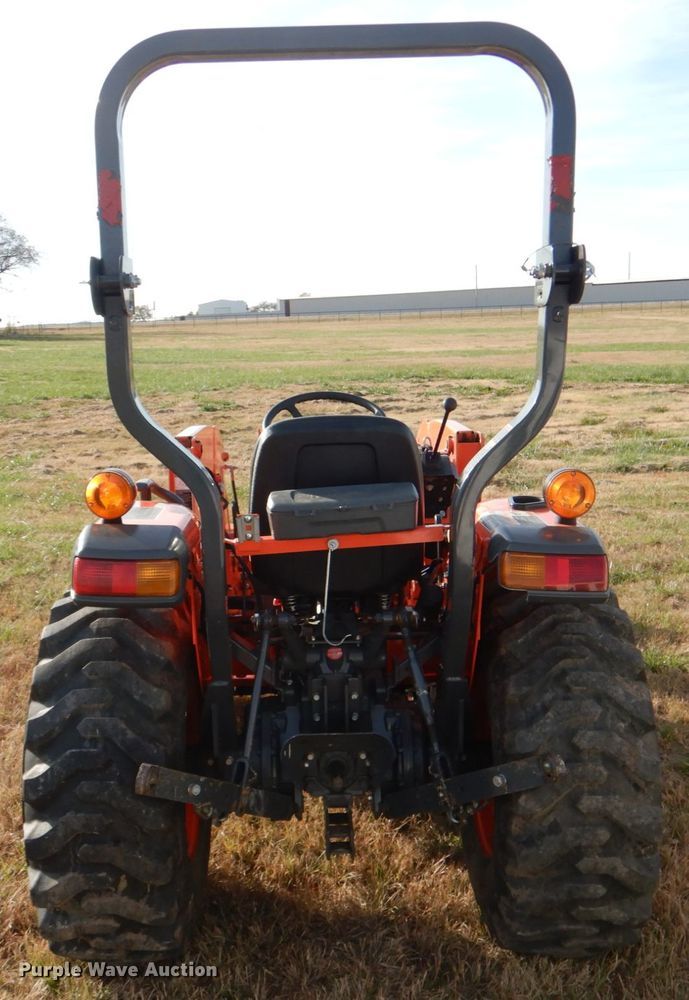 image for item JD9590 2020 Kubota L3901HST  MFWD tractor