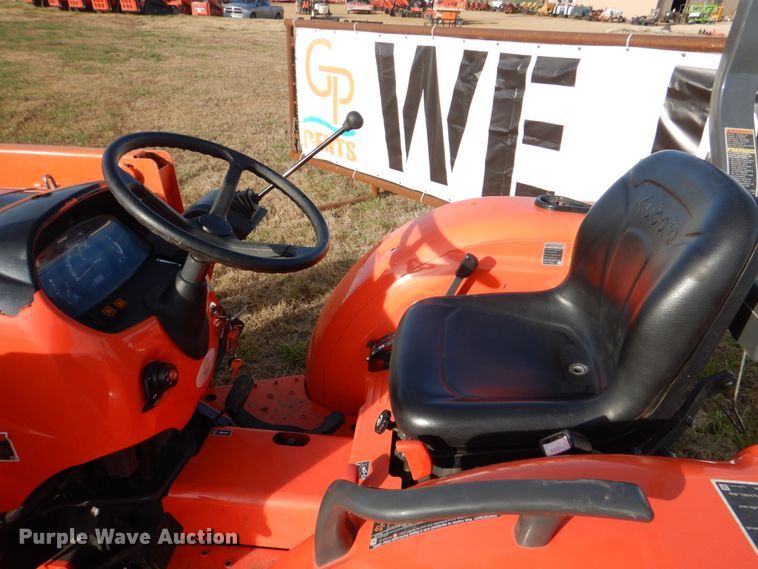 image for item JD9590 2020 Kubota L3901HST  MFWD tractor