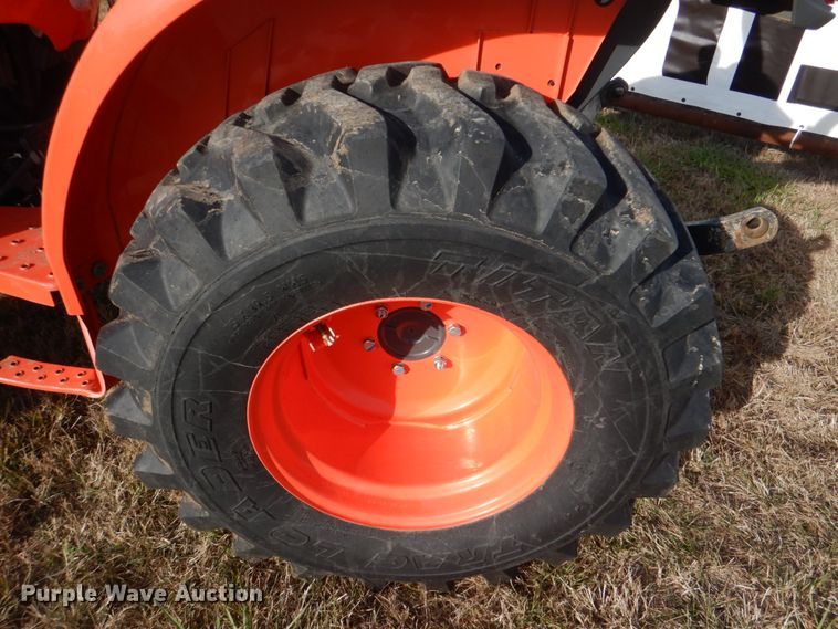 image for item JD9590 2020 Kubota L3901HST  MFWD tractor