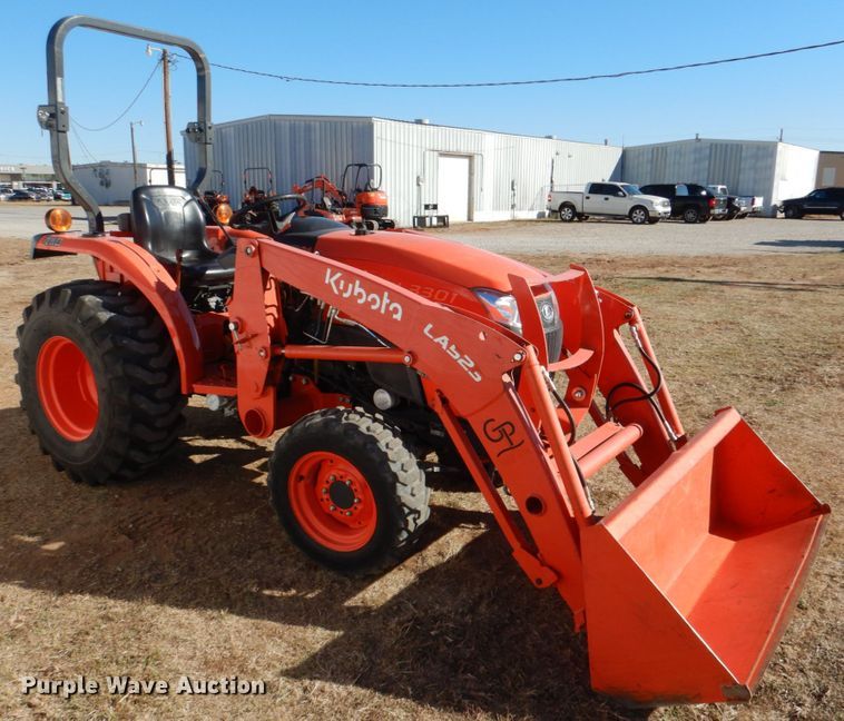 image for item JD9596 2019 Kubota L3310DT  MFWD tractor
