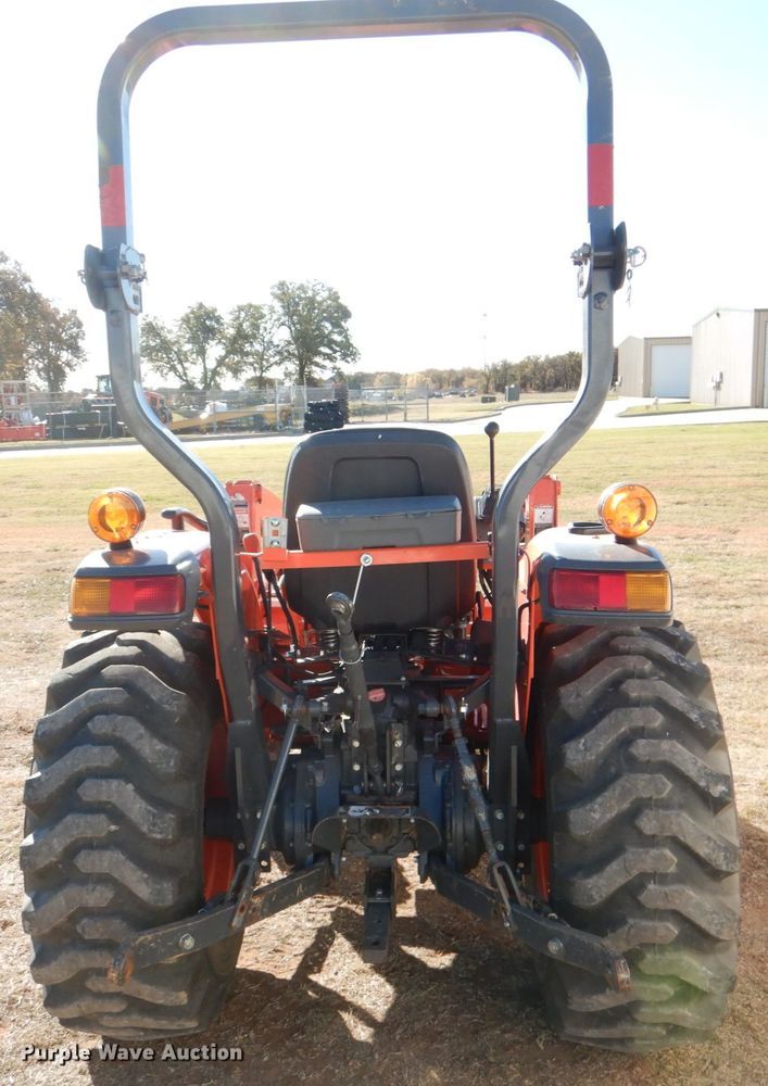 image for item JD9596 2019 Kubota L3310DT  MFWD tractor