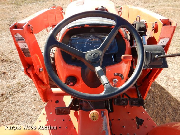 image for item JD9596 2019 Kubota L3310DT  MFWD tractor