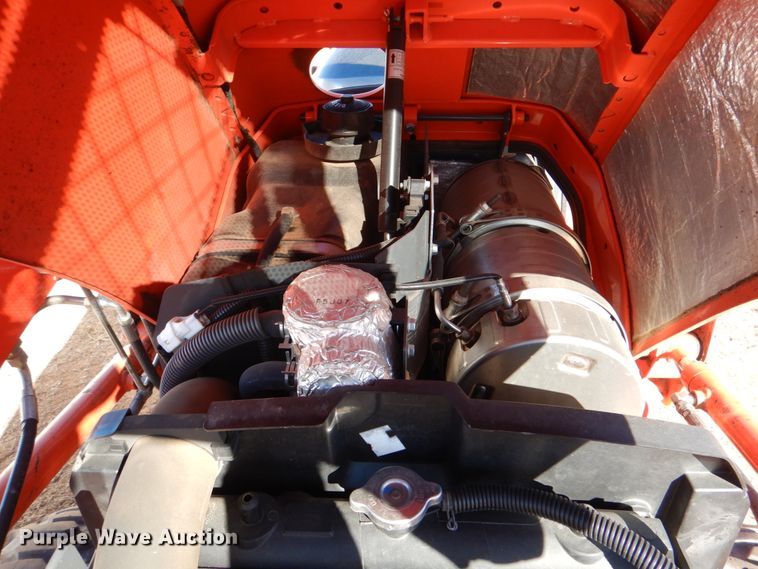 image for item JD9596 2019 Kubota L3310DT  MFWD tractor