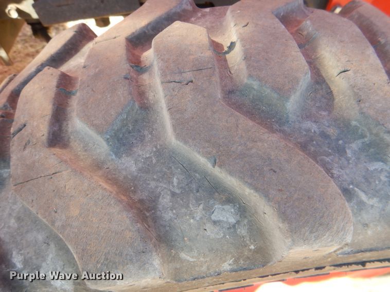 image for item JD9596 2019 Kubota L3310DT  MFWD tractor