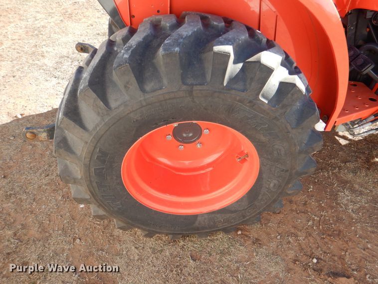 image for item JD9596 2019 Kubota L3310DT  MFWD tractor