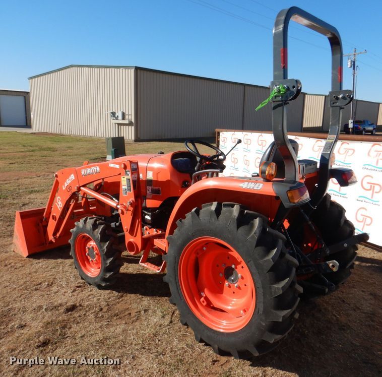image for item JD9599 2019 Kubota L3301DT  MFWD tractor