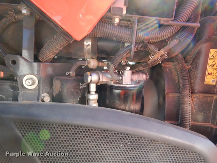 image for item JD9599 2019 Kubota L3301DT  MFWD tractor