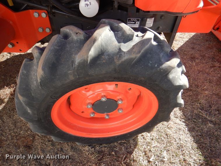 image for item JD9599 2019 Kubota L3301DT  MFWD tractor