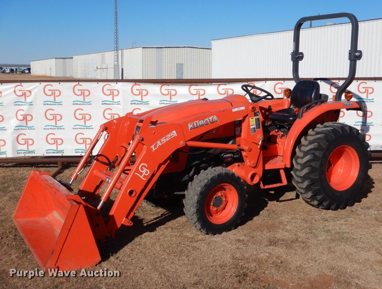 image for item JD9601 2019 Kubota L3301DT  MFWD tractor