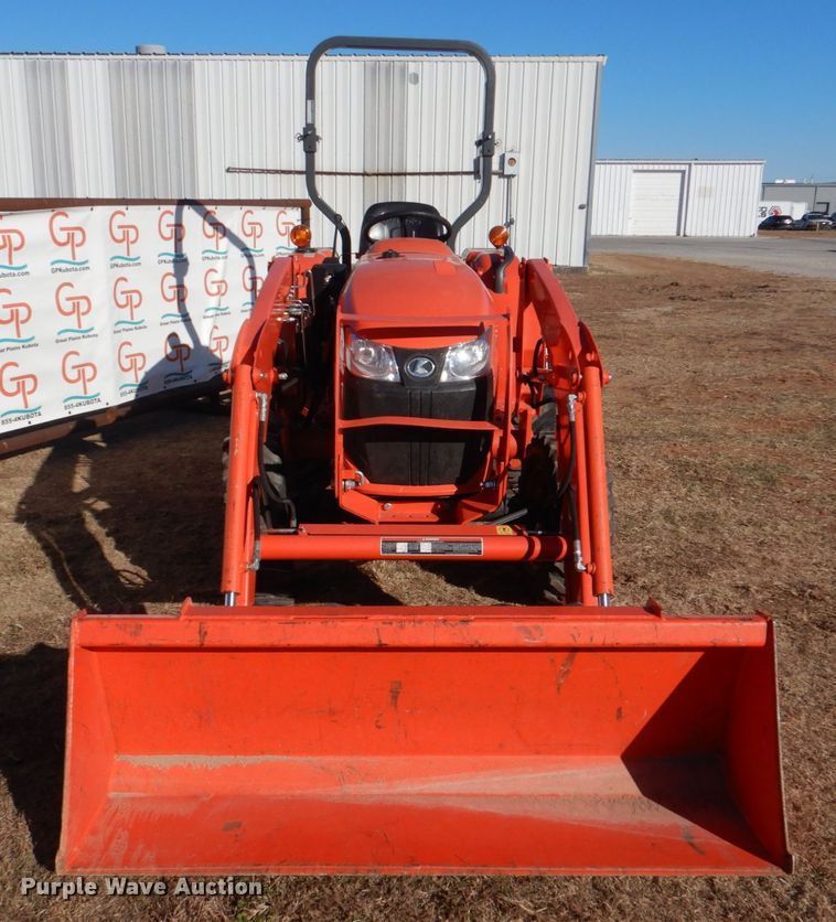 image for item JD9601 2019 Kubota L3301DT  MFWD tractor