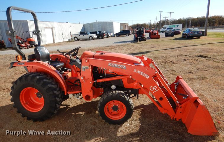 image for item JD9601 2019 Kubota L3301DT  MFWD tractor