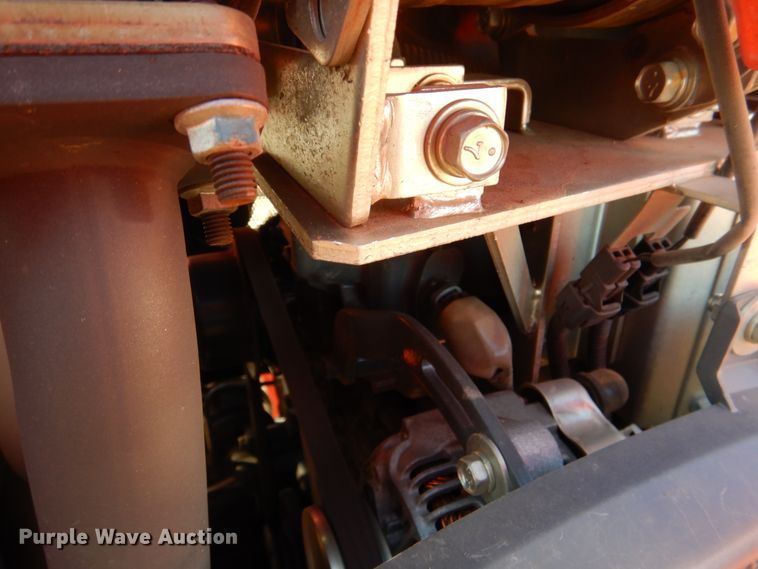 image for item JD9601 2019 Kubota L3301DT  MFWD tractor