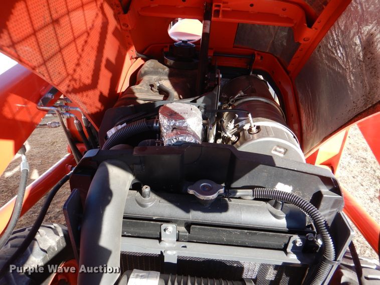 image for item JD9601 2019 Kubota L3301DT  MFWD tractor