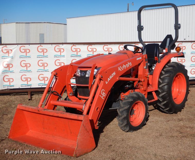 image for item JD9602 2019 Kubota L3301DT  MFWD tractor