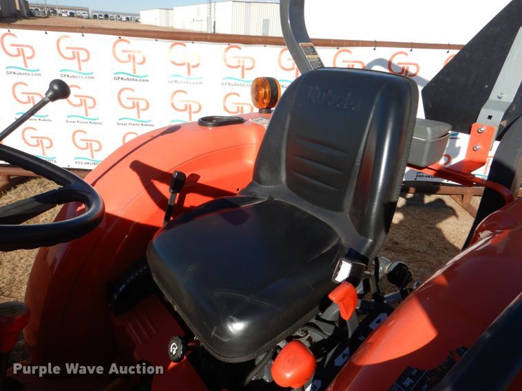 image for item JD9602 2019 Kubota L3301DT  MFWD tractor