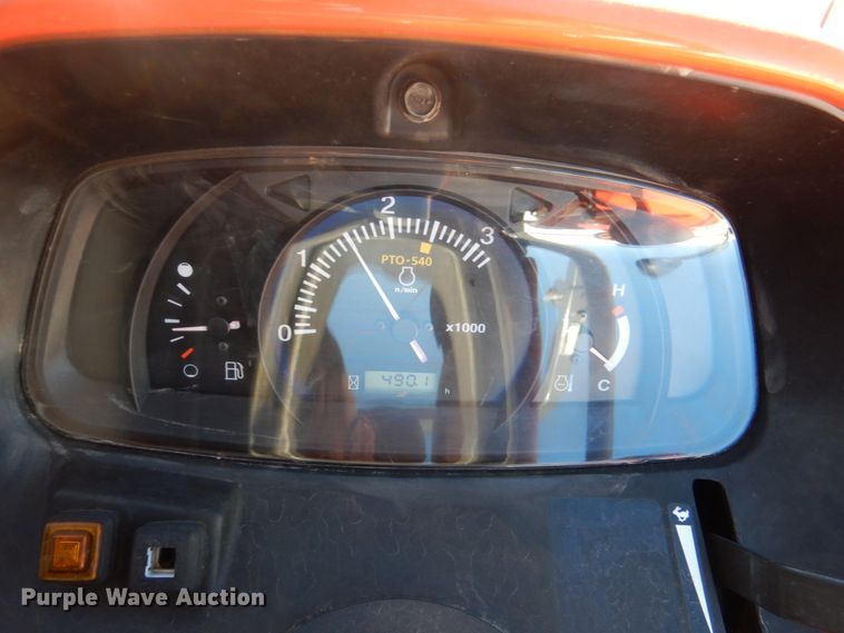 image for item JD9602 2019 Kubota L3301DT  MFWD tractor