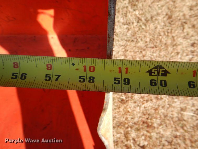 image for item JD9602 2019 Kubota L3301DT  MFWD tractor