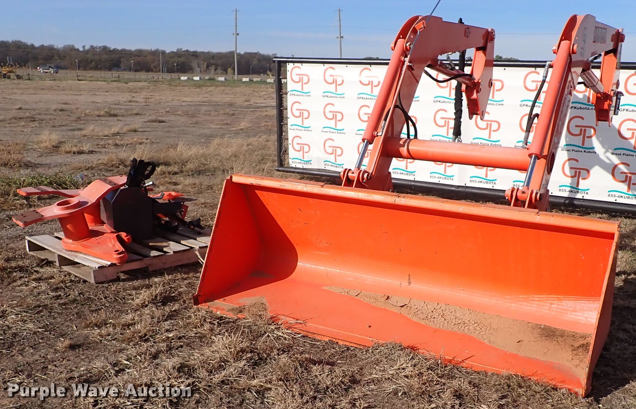 Kubota LA1854S loader in Norman, OK Item IC9707 sold Purple Wave