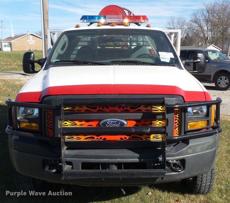 image for item DA7197 2006 Ford F450 Super Duty  brush fire truck