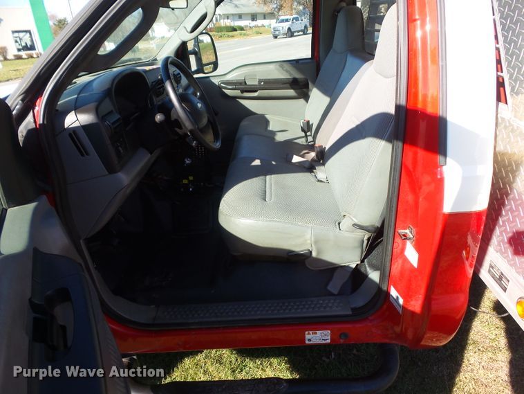 image for item DA7197 2006 Ford F450 Super Duty  brush fire truck