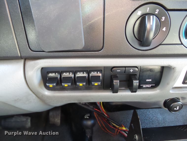 image for item DA7197 2006 Ford F450 Super Duty  brush fire truck