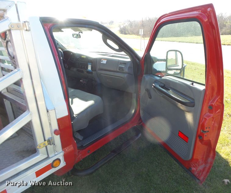 image for item DA7197 2006 Ford F450 Super Duty  brush fire truck