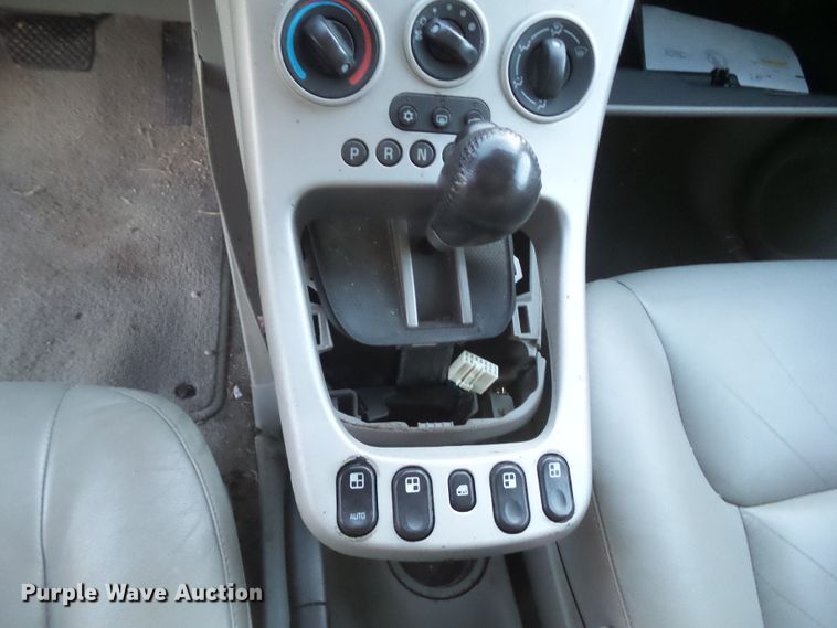 image for item DA7202 2005 Chevrolet Equinox LT  SUV