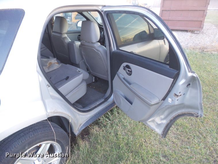 image for item DA7202 2005 Chevrolet Equinox LT  SUV