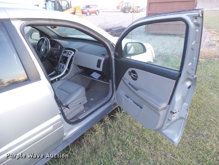 image for item DA7202 2005 Chevrolet Equinox LT  SUV