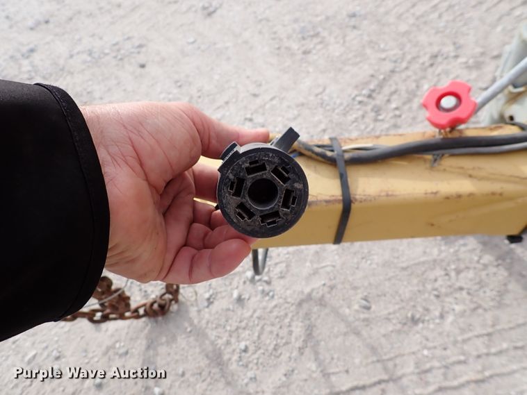 image for item DC4156 1989 Vermeer BC1250  wood chipper