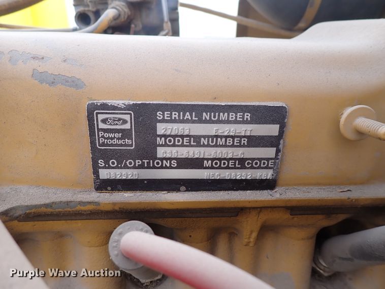 image for item DC4156 1989 Vermeer BC1250  wood chipper