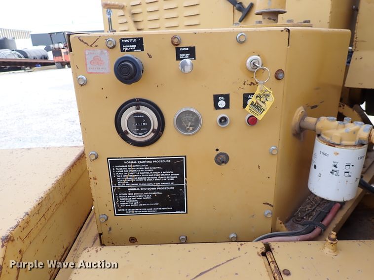 image for item DC4156 1989 Vermeer BC1250  wood chipper